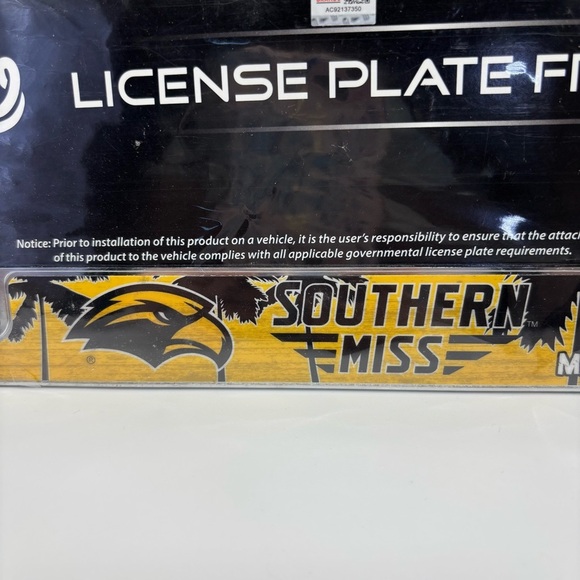 Southern Miss Golden Eagles License Plate Cover NWT - Picture 2 of 4